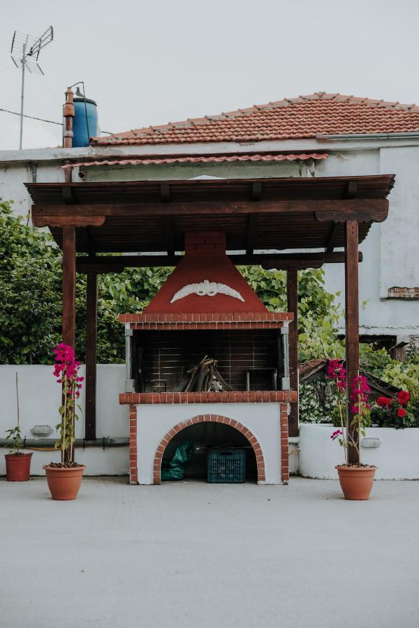 House Of Gardenia Villa Makrirrákhi Exterior photo